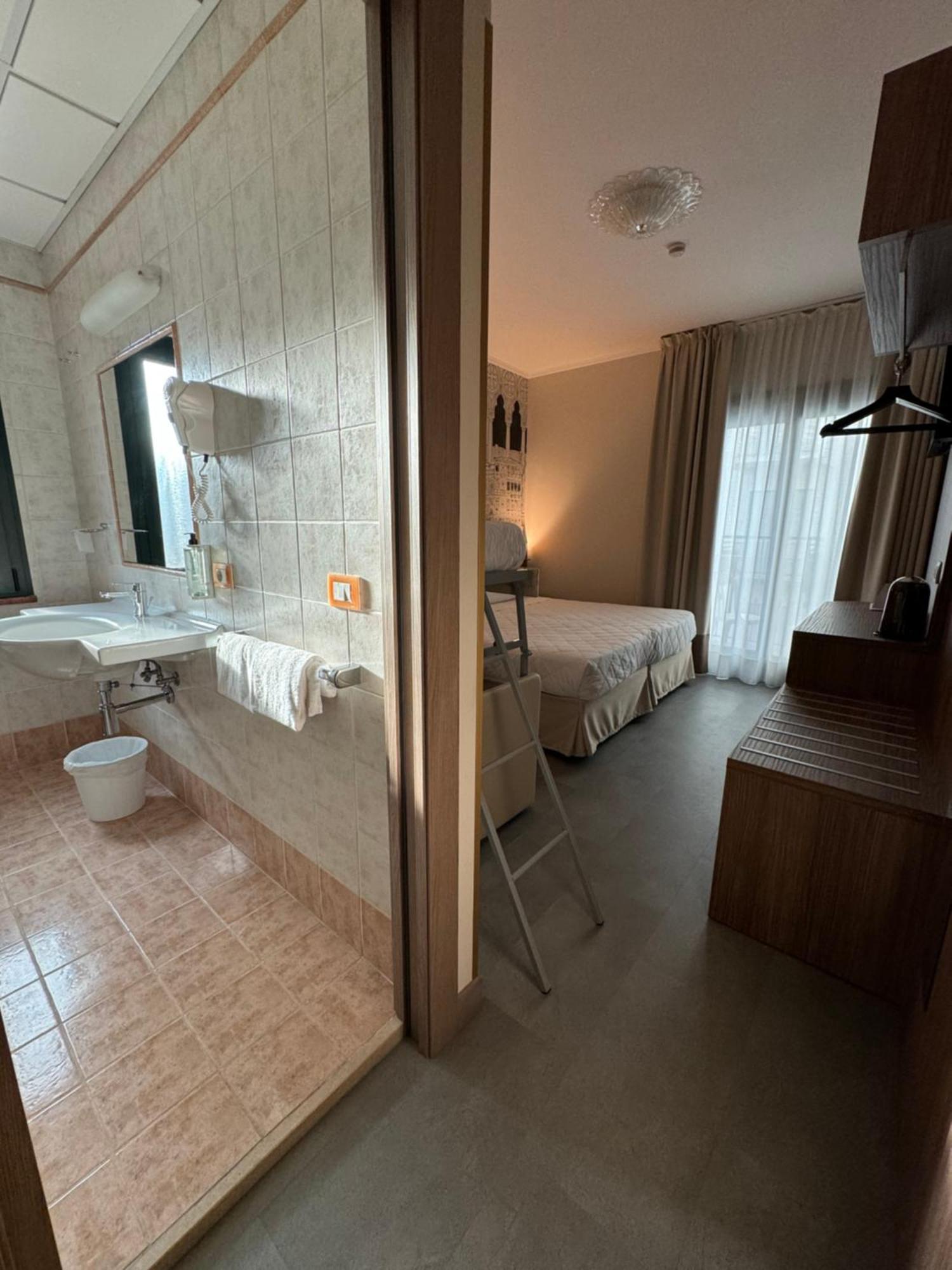 Hotel Marco Polo Lido di Jesolo Ngoại thất bức ảnh